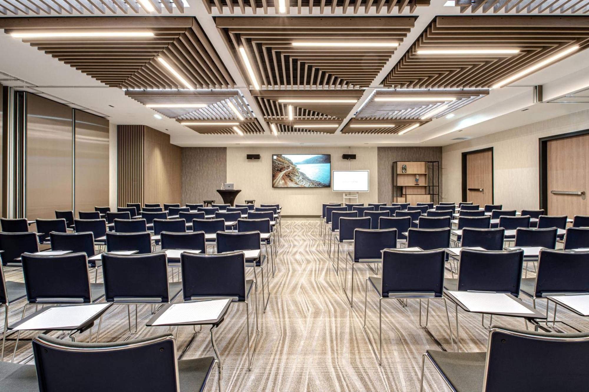 Courtyard By Marriott Paris Porte De Versailles Issy-les-Moulineaux Exterior photo