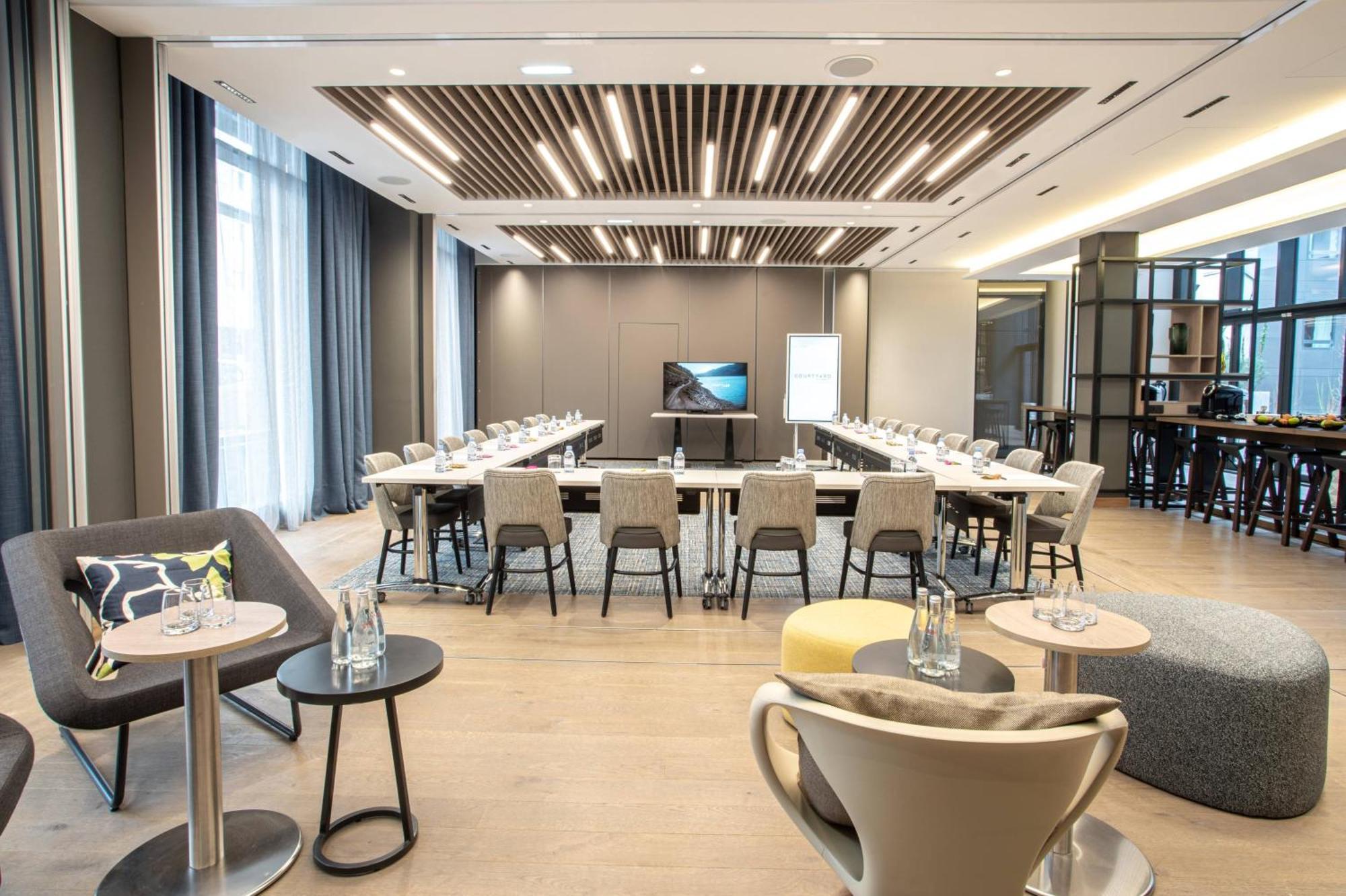 Courtyard By Marriott Paris Porte De Versailles Issy-les-Moulineaux Exterior photo