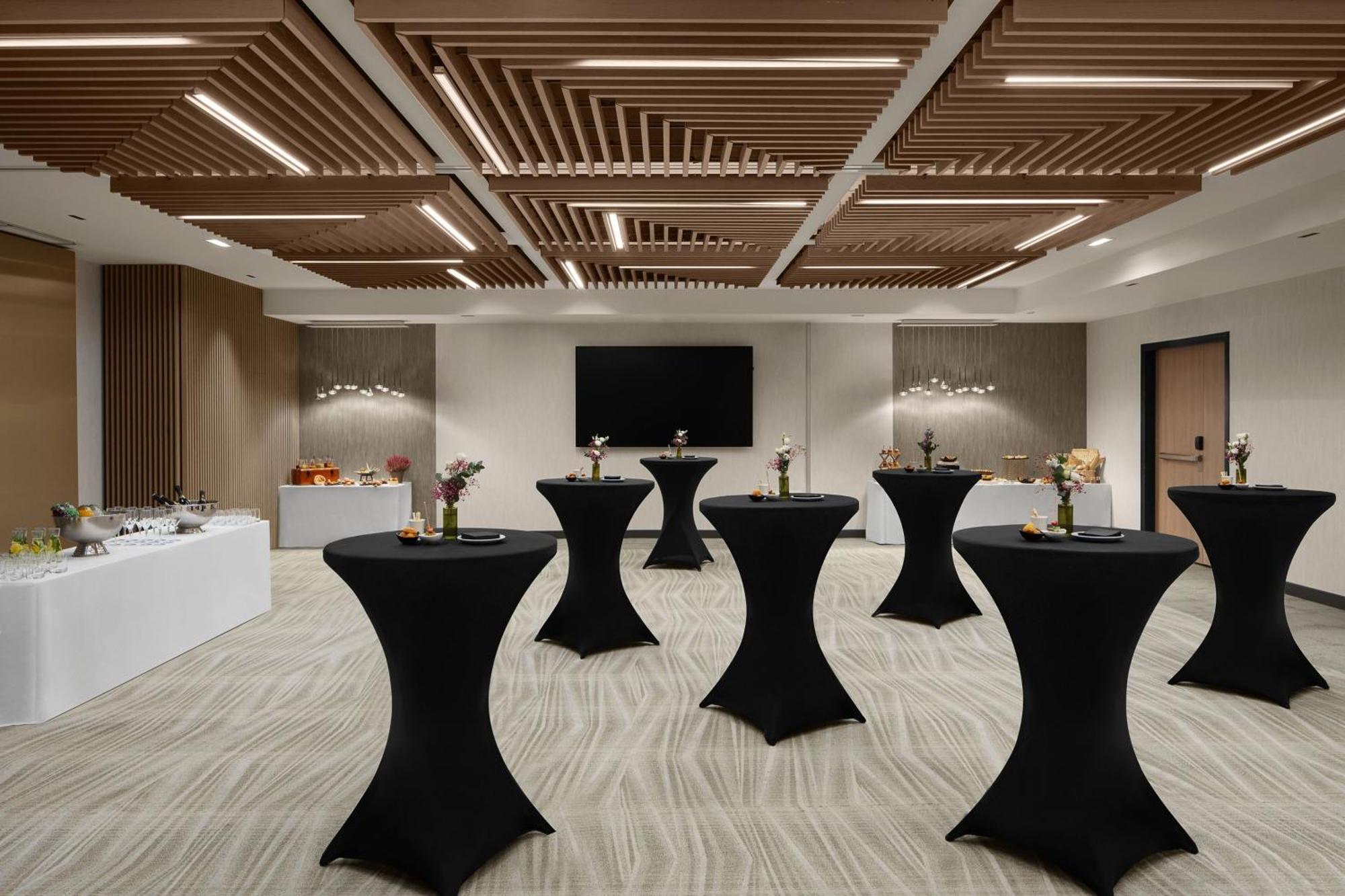 Courtyard By Marriott Paris Porte De Versailles Issy-les-Moulineaux Exterior photo