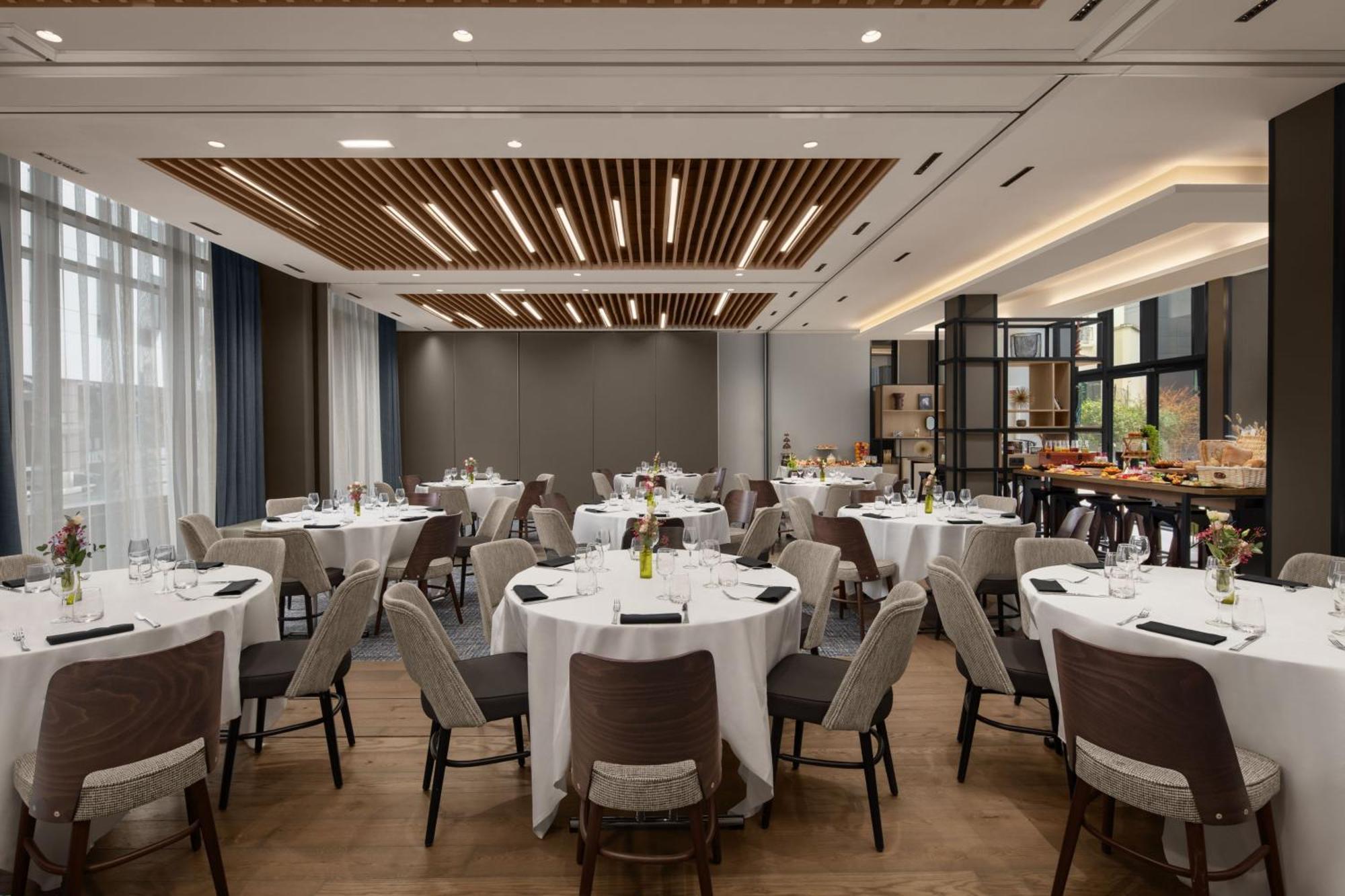 Courtyard By Marriott Paris Porte De Versailles Issy-les-Moulineaux Exterior photo