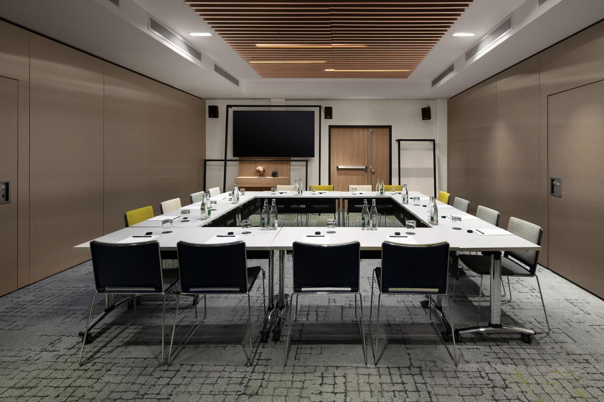 Courtyard By Marriott Paris Porte De Versailles Issy-les-Moulineaux Exterior photo